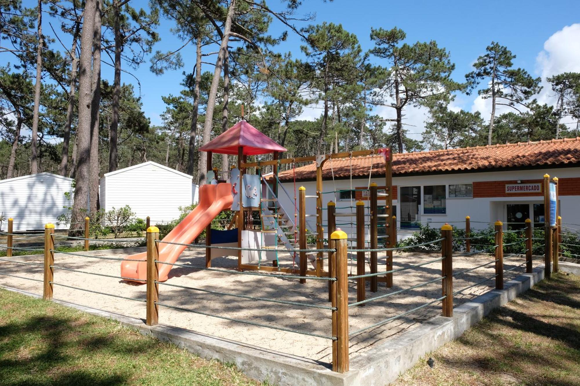 Hotel Parque De Campismo Orbitur São Pedro de Muel Zewnętrze zdjęcie